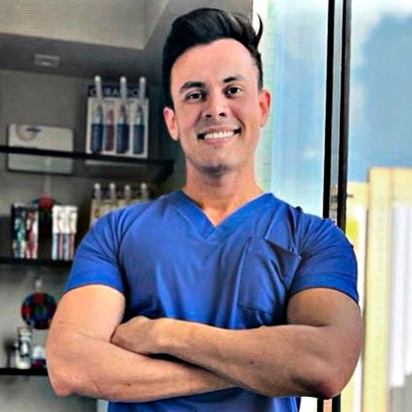 Dr Renato Ferraz